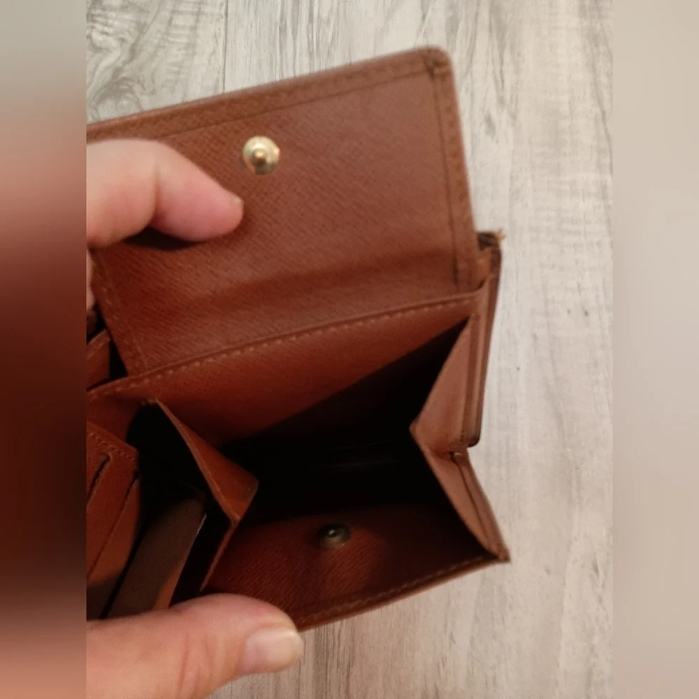 Louis Vuitton Monogram Canvas Leather Bifold Wallet